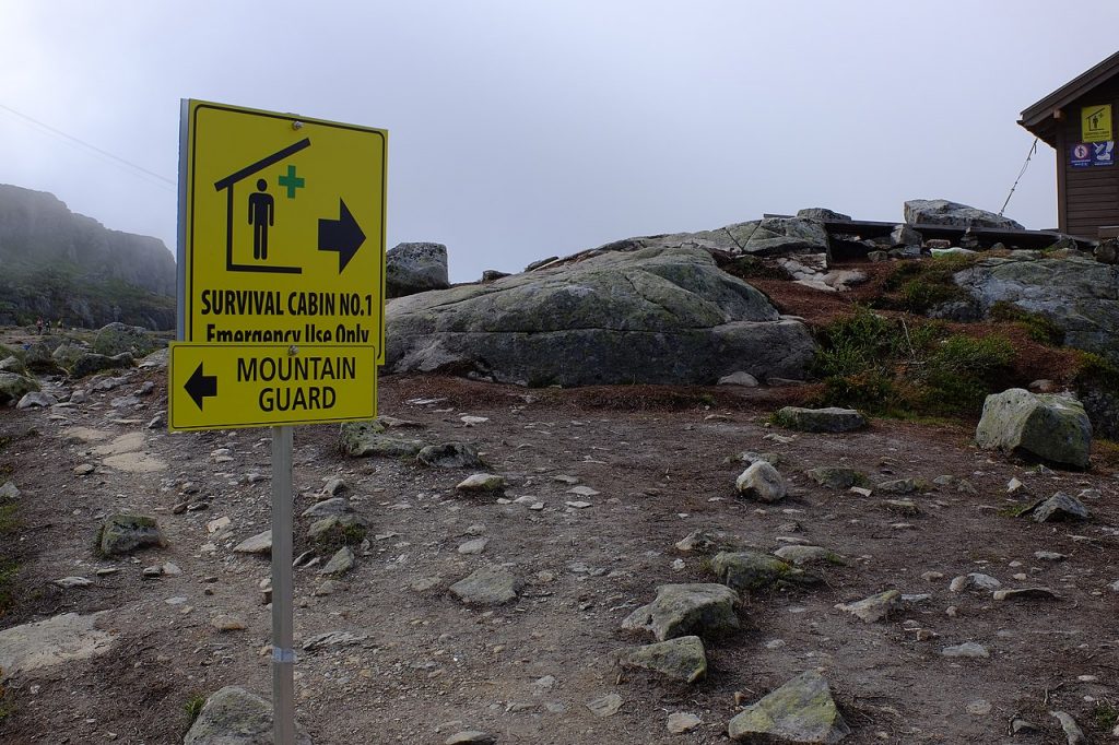 Is Trolltunga safe? Trolltunga emergency cabins can be used in cases of emergencies