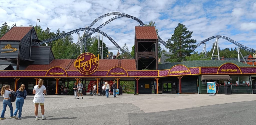 Tusenfryd main entrance with the roller coaster "SpeedMonster" in the background. Photo by Nicklas Iversen / TheNorwayGuide.com. 